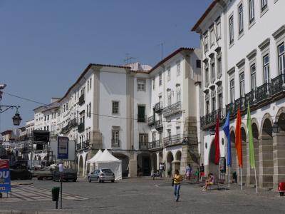 Main square of Évora
